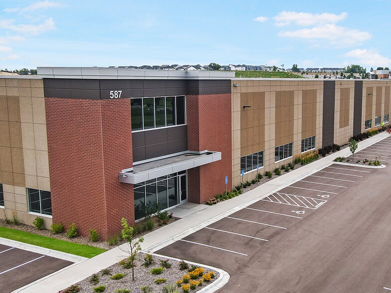 More Photos Of 587 Settlers Ridge Pky, Woodbury Warehouse For Lease