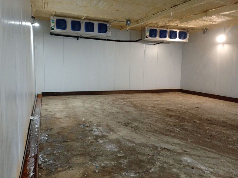 More Photos Of 5741 Leopard St, Corpus Christi Service For Sale