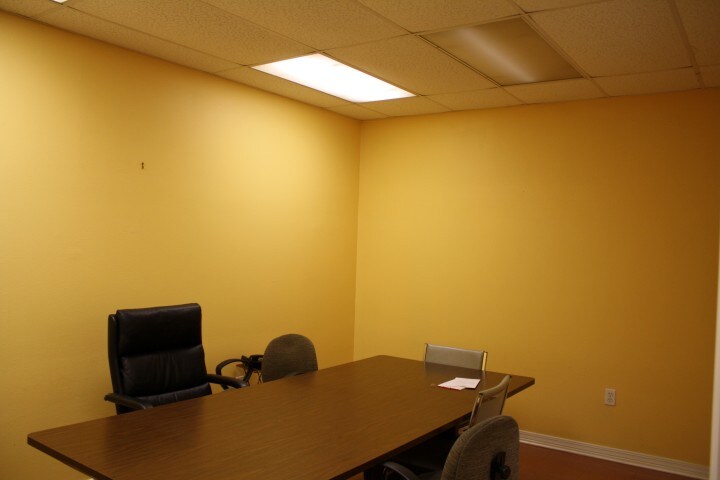 More Photos Of 131 Industrial Dr, Slidell Warehouse For Lease