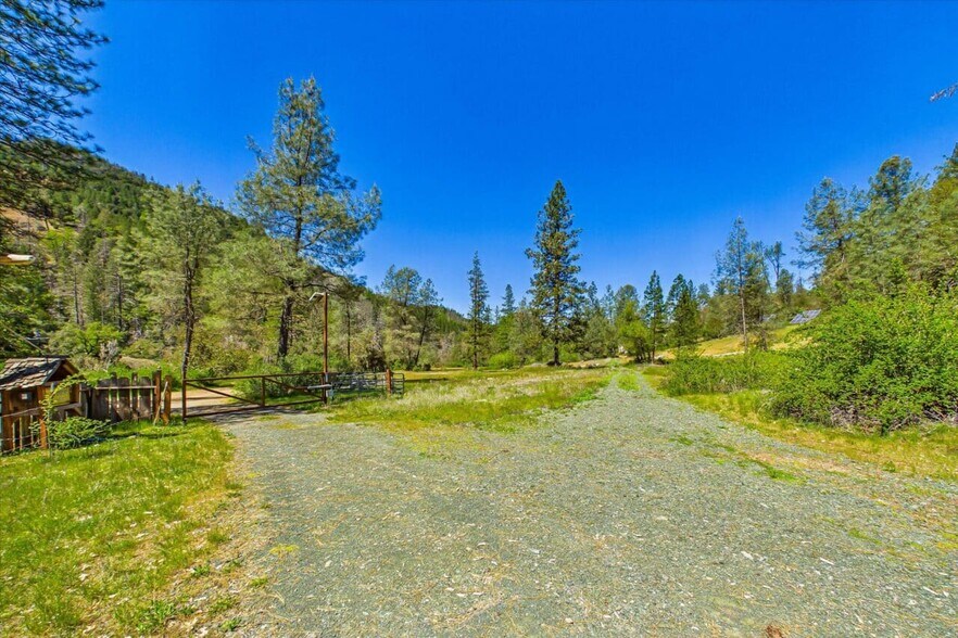 More Photos Of 6691 Reading Creek Rd, Douglas City Land For Sale