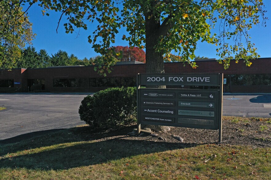 More Photos Of 2004 Fox Dr, Champaign Medical For Sale