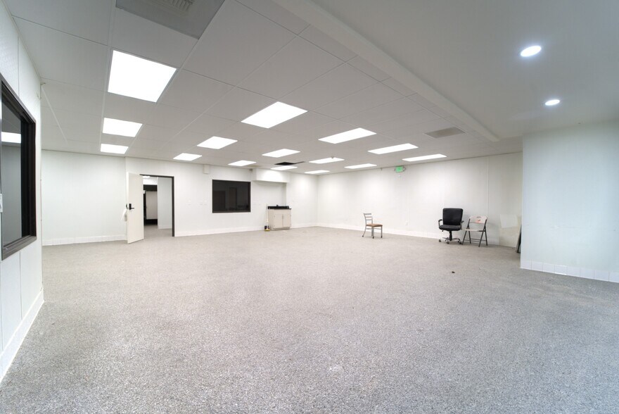 More Photos Of 2421 E Artesia Blvd, Long Beach Warehouse For Sale