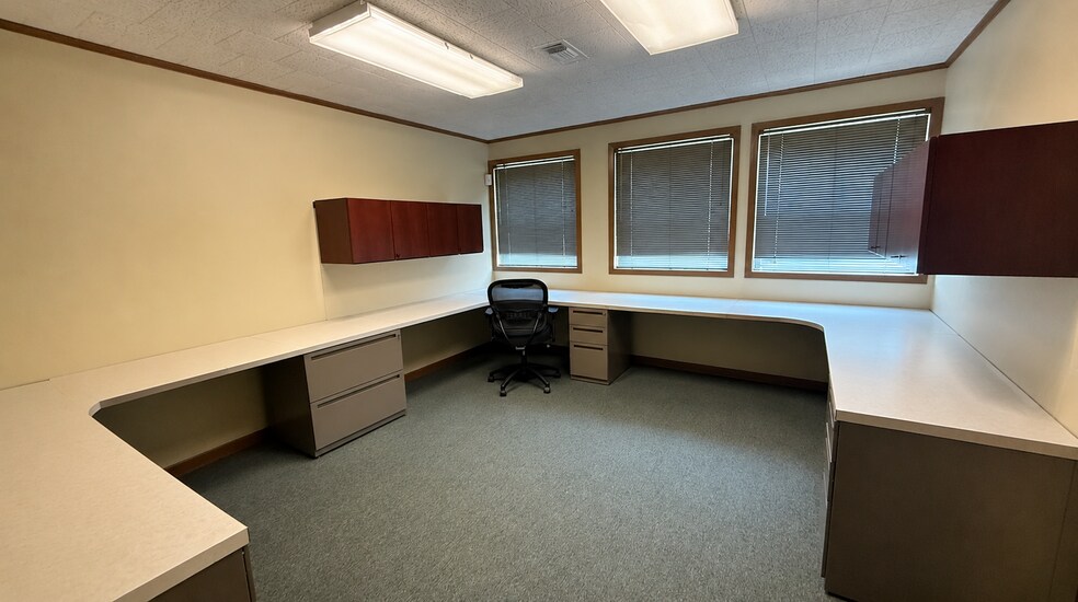More Photos Of 2223 Quail Run, Baton Rouge Medical For Lease