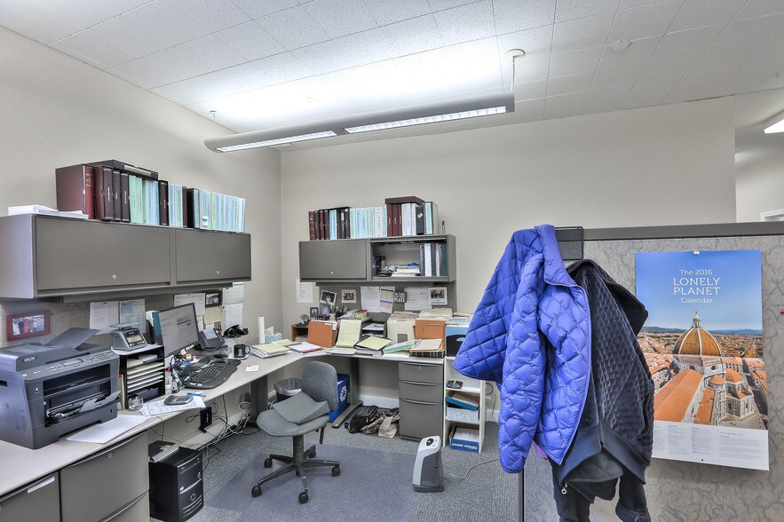 More Photos Of 439 Alvarado St, Monterey Bank For Lease