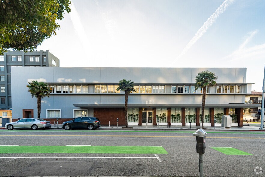 More Photos Of 604 Arizona Ave, Santa Monica Loft Creative Space For Lease