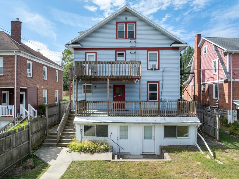 More Photos Of 129 S Sparks St, State College Medical For Lease