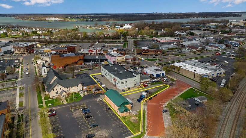More Photos Of 73 Main St, North Tonawanda Loft Creative Space For Sale