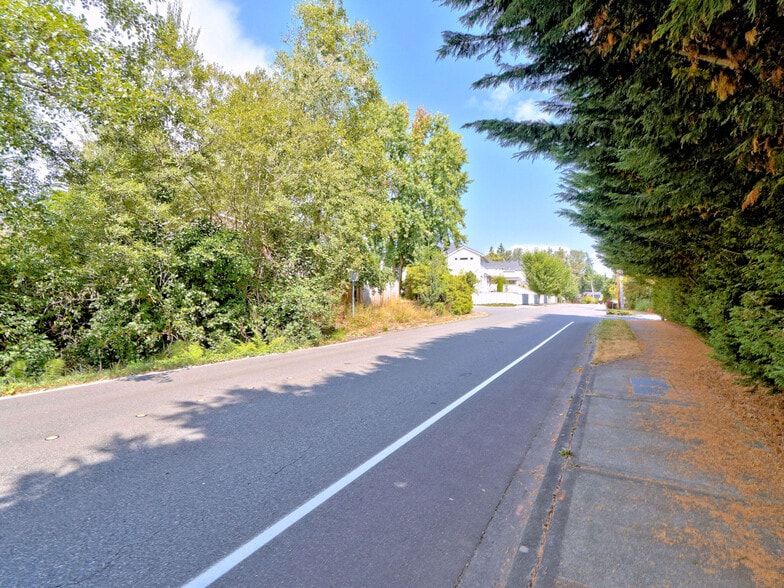 More Photos Of 17204 Northup Way, Bellevue Land For Sale