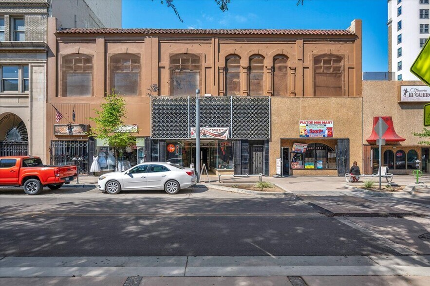 More Photos Of 1127-1139 Fulton Mall, Fresno General Retail For Sale