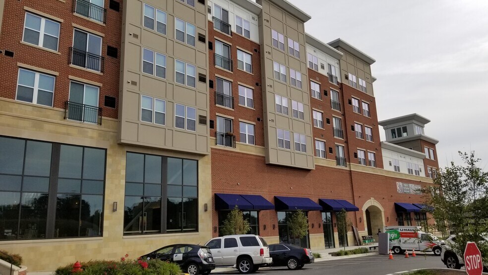 More Photos Of 7710 Harkins Rd, Lanham Parking Garage For Lease