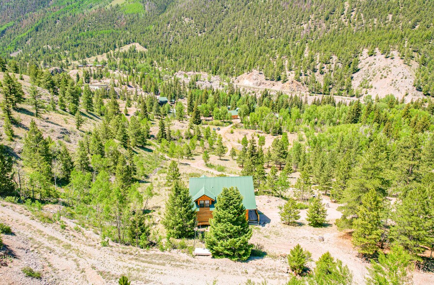 More Photos Of 860 County Road 142, Lake City Hotel For Sale