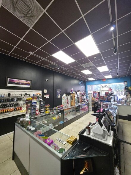More Photos Of 8901 SW 157th Ave, Miami Storefront For Sale
