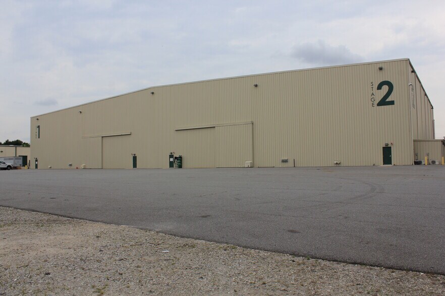 More Photos Of 110 Thompson Rd, Hiram Unknown For Lease