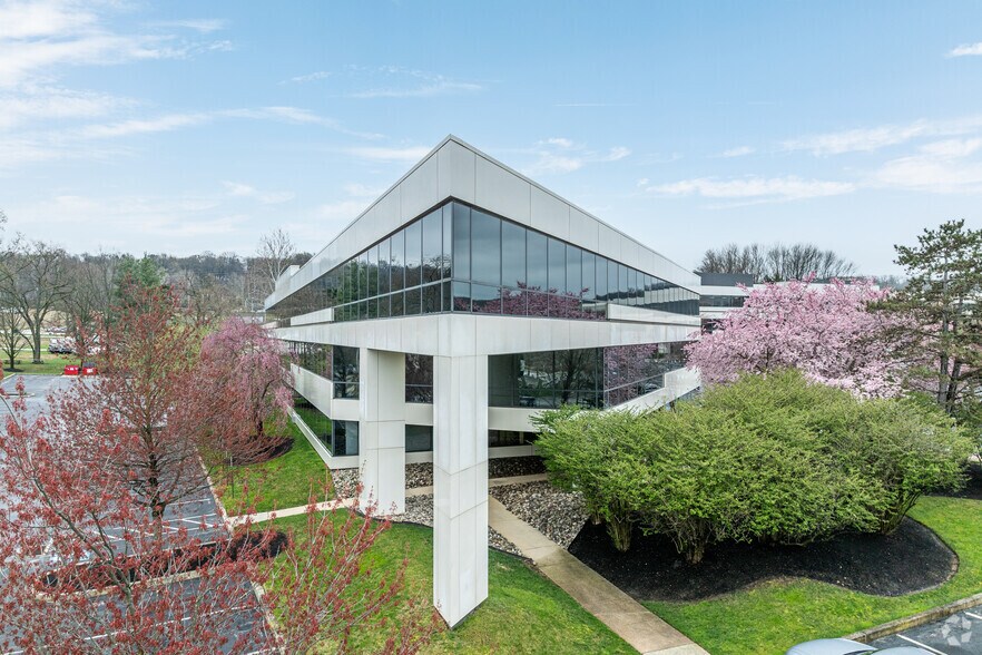 More Photos Of 1160 W Swedesford Rd, Berwyn Unknown For Lease