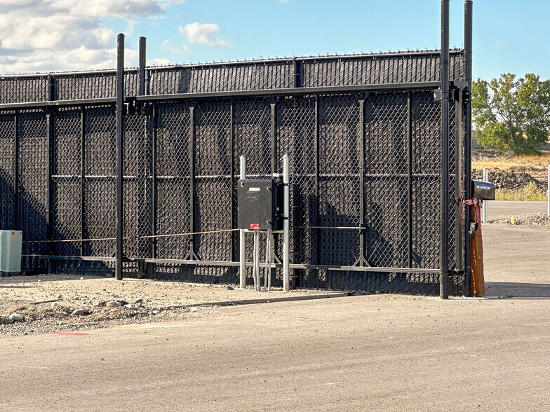 More Photos Of 6936 All Terrain Ave, Billings Self Storage For Sale