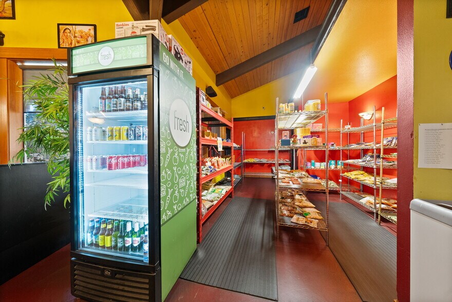 More Photos Of 3105 NW O. B. Riley Rd, Bend Hotel For Sale