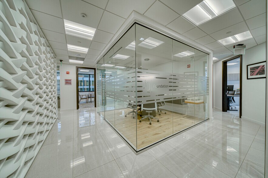 More Photos Of 1200 Brickell Ave, Miami Office For Lease