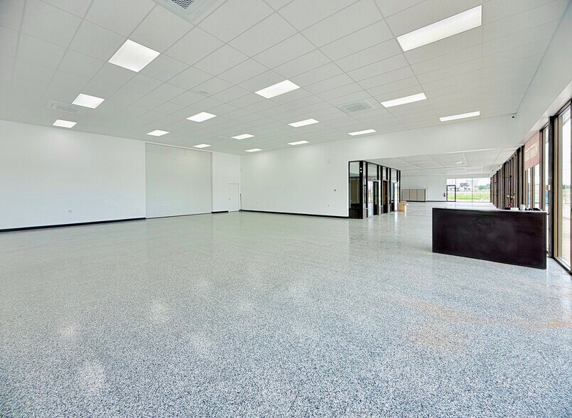 More Photos Of 3601 N Van Buren Byp, Enid Freestanding For Lease