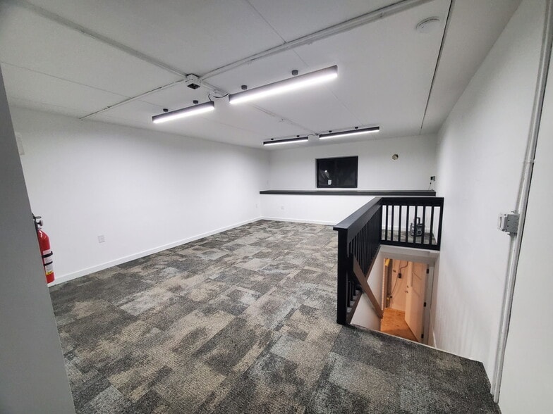 More Photos Of 1777 Blount Rd, Pompano Beach Warehouse For Sale