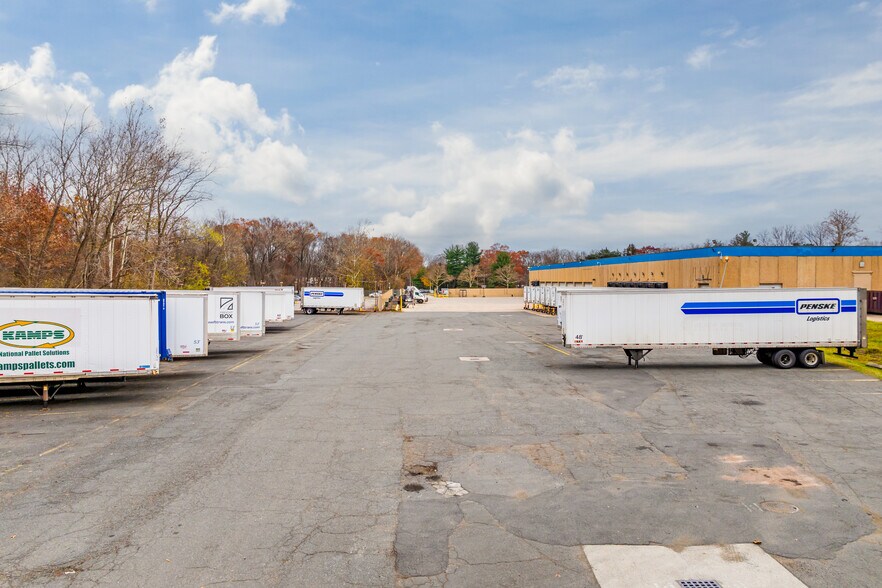 More Photos Of 108 Route 303, Tappan Distribution For Lease