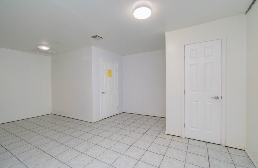 More Photos Of 11411 Homestead Rd, Houston Religious Facility For Sale