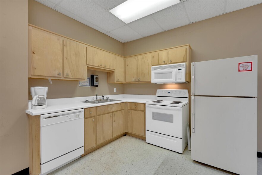 More Photos Of 3361 Highway 29 N, Belton Warehouse For Sale