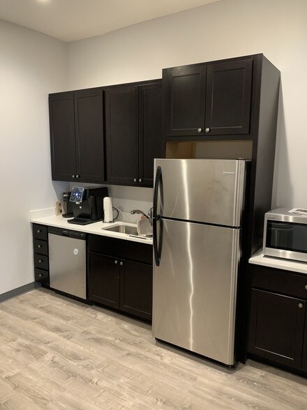 More Photos Of 2210-2216 S Michigan Ave, Chicago Storefront For Lease