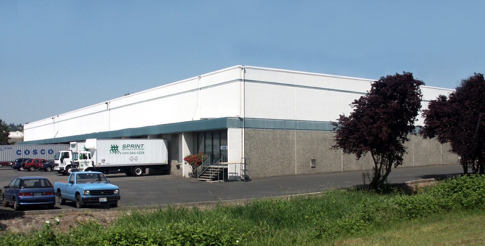 More Photos Of 18608-18628 72nd Ave S, Kent Warehouse For Lease