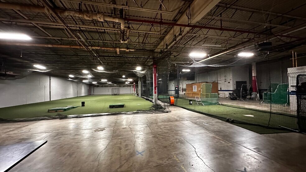 More Photos Of 1727-1801 Union Blvd, Allentown Warehouse For Lease