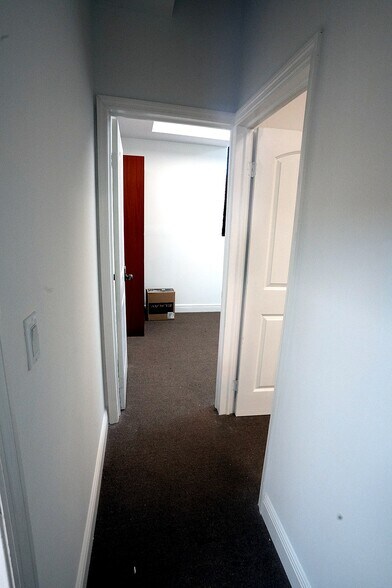 More Photos Of 5781B NW 151st St, Miami Lakes Loft Creative Space For Sale