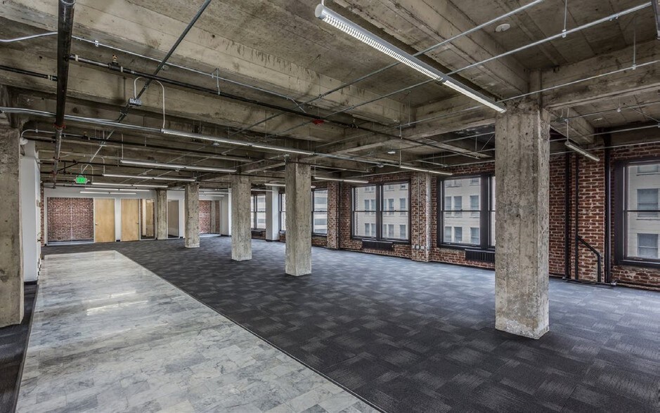 Photo of 9th Floor Ste 900