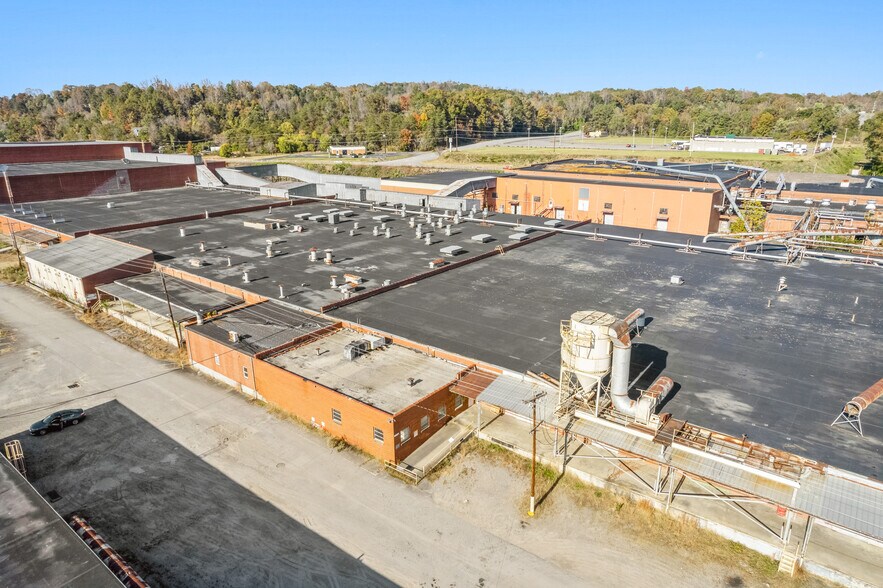 More Photos Of 1641 Fairystone Park Hwy, Stanleytown Warehouse For Sale