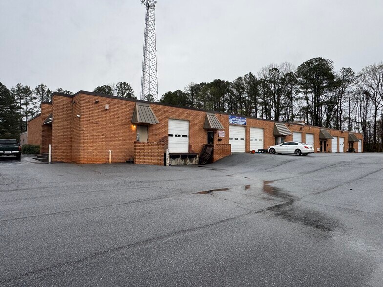 Primary Photo Of 4764 Hammermill Rd, Tucker Light Distribution For Lease