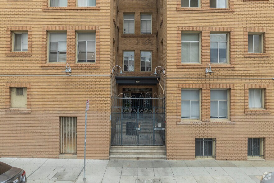 More Photos Of 498 25th St, Oakland Apartments For Sale