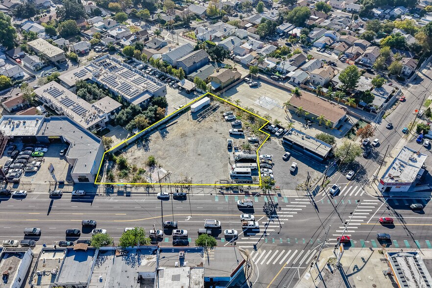 Primary Photo Of 7636 Foothill Blvd, Tujunga Land For Lease