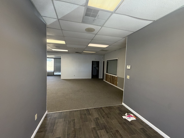 More Photos Of 7811 Kelley Dr, Stockton Office For Sale