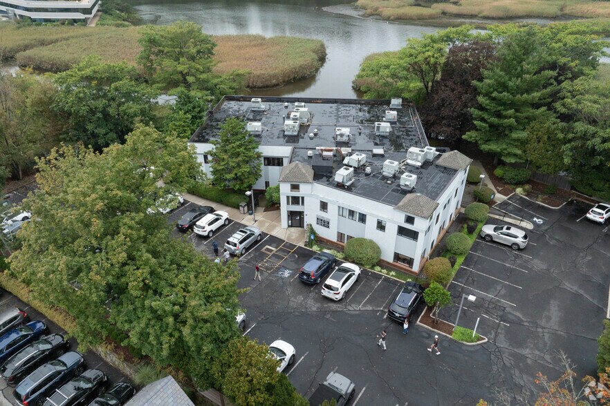 More Photos Of 162 Kings Hwy N, Westport Medical For Lease