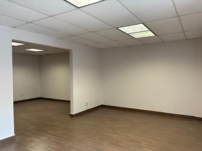 More Photos Of 739 Industry Rd, Longwood Warehouse For Lease