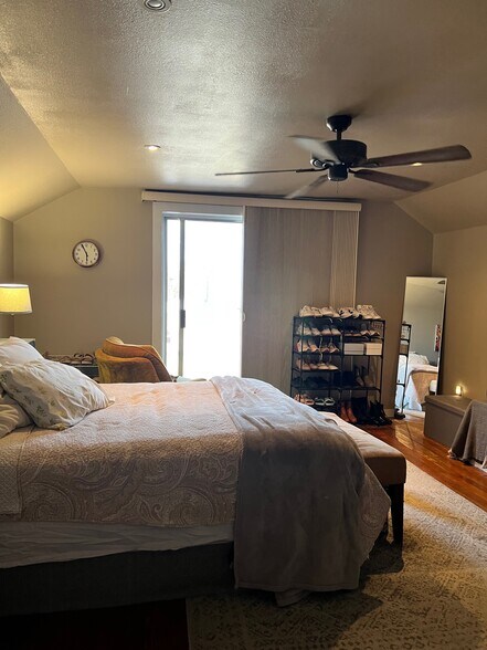 More Photos Of 306 N Austin St, Comanche Office For Sale