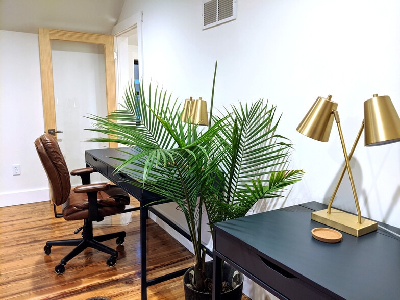 More Photos Of 2 E West St, Troy Loft Creative Space For Lease