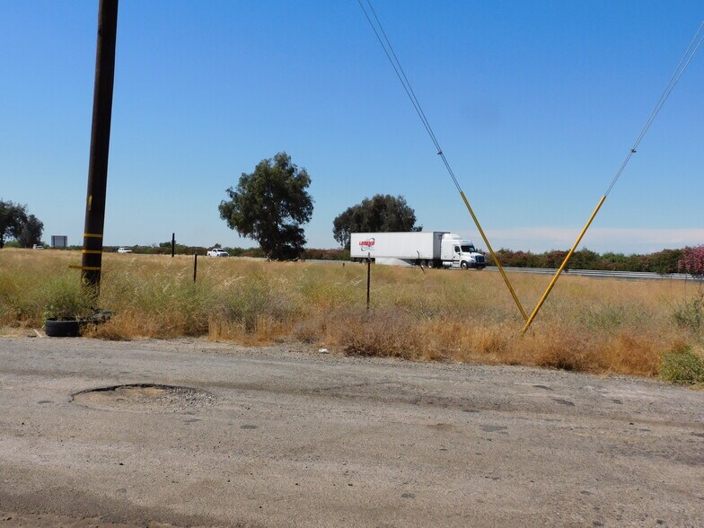 More Photos Of 17639 AVENUE 24 1/2, Chowchilla Land For Sale