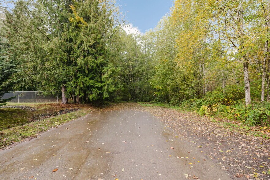 More Photos Of 5706 Bethel Rd, Port Orchard Warehouse For Sale