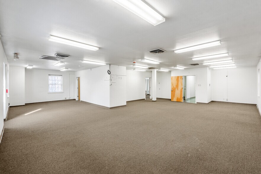 More Photos Of 142 W Palace Ave, Santa Fe Office Residential For Sale