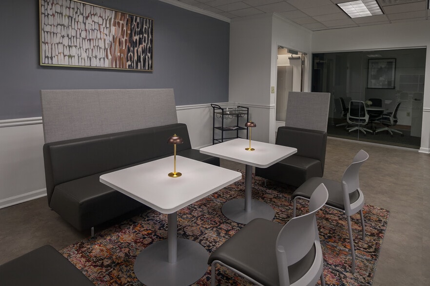 More Photos Of 675 Mansell Rd, Roswell Coworking Space