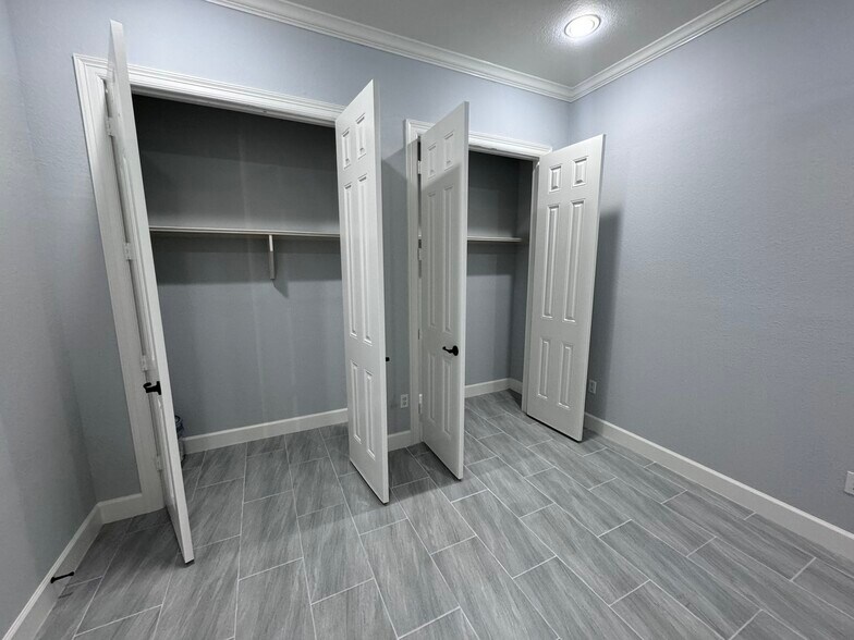 More Photos Of 1802 Snake River Rd, Katy Office For Sale