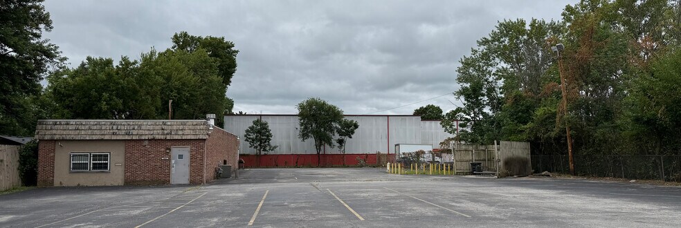 More Photos Of 3875-3883 E Livingston Ave, Columbus Unknown For Lease