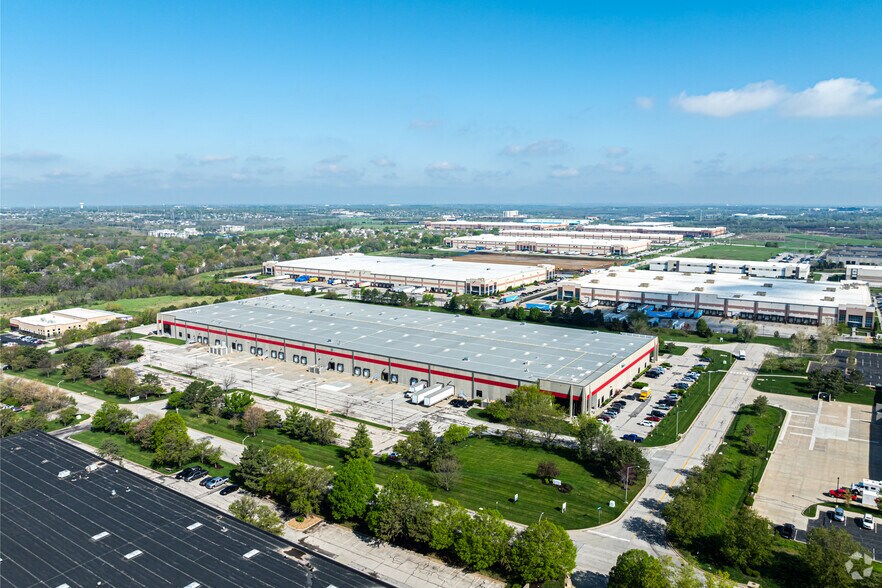 More Photos Of 16910-17000 W 116th St, Lenexa Industrial For Sale