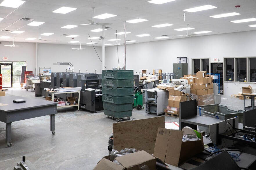 More Photos Of 9370 Industrial Trace, Alpharetta Warehouse For Lease