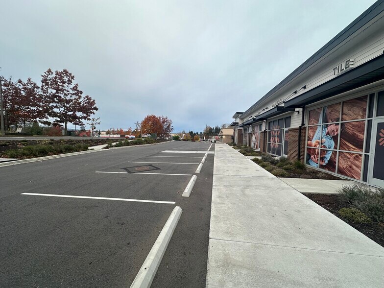 More Photos Of 145 E Stuart Rd, Bellingham Storefront Retail Office For Lease