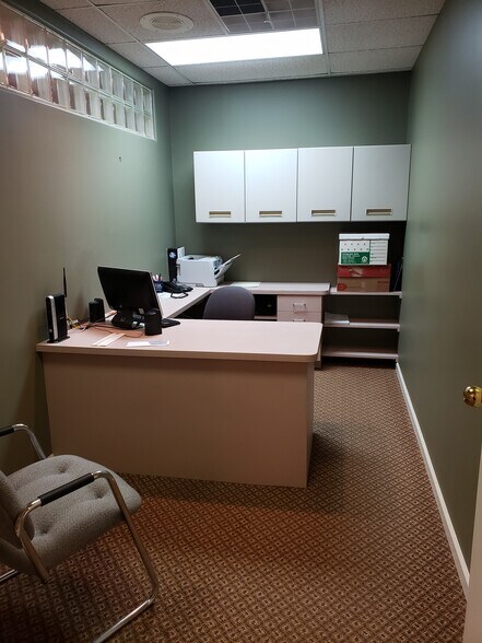 More Photos Of 180 White Rd, Little Silver Medical For Lease